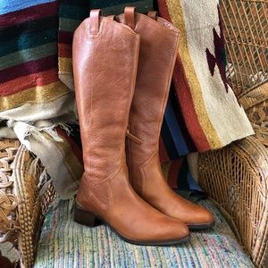 NWOT Louise et Cie - Zada Knee High Leather Boot